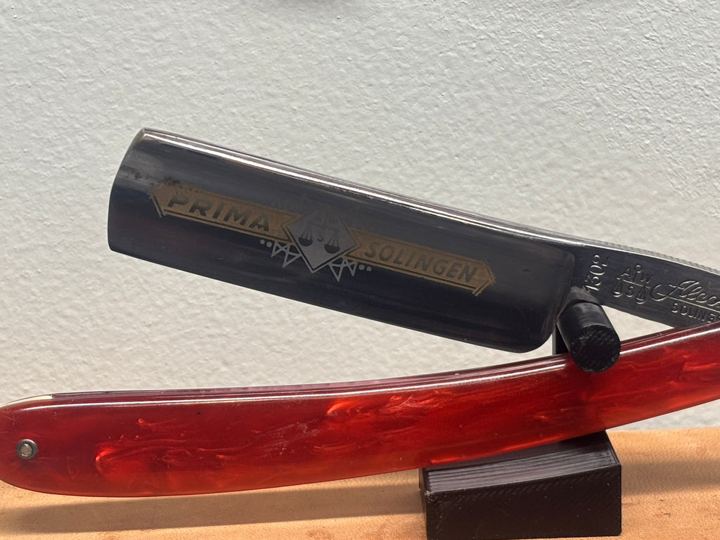 Alcoso No. 1302, with “Prima Solingen” Straight Razor