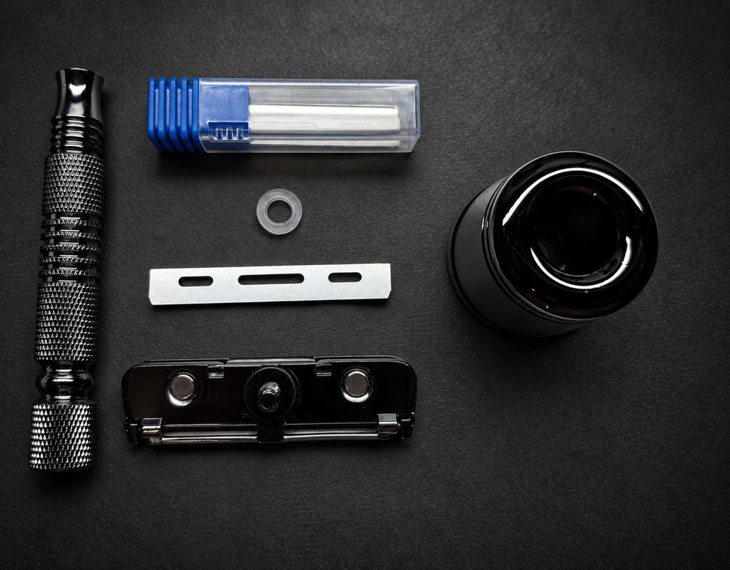 The Cottonmouth AC Razor